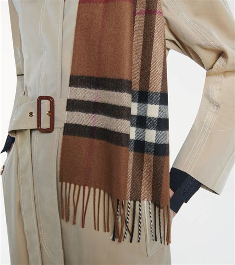 burberry giant check wool scarf|classic check burberry scarf.